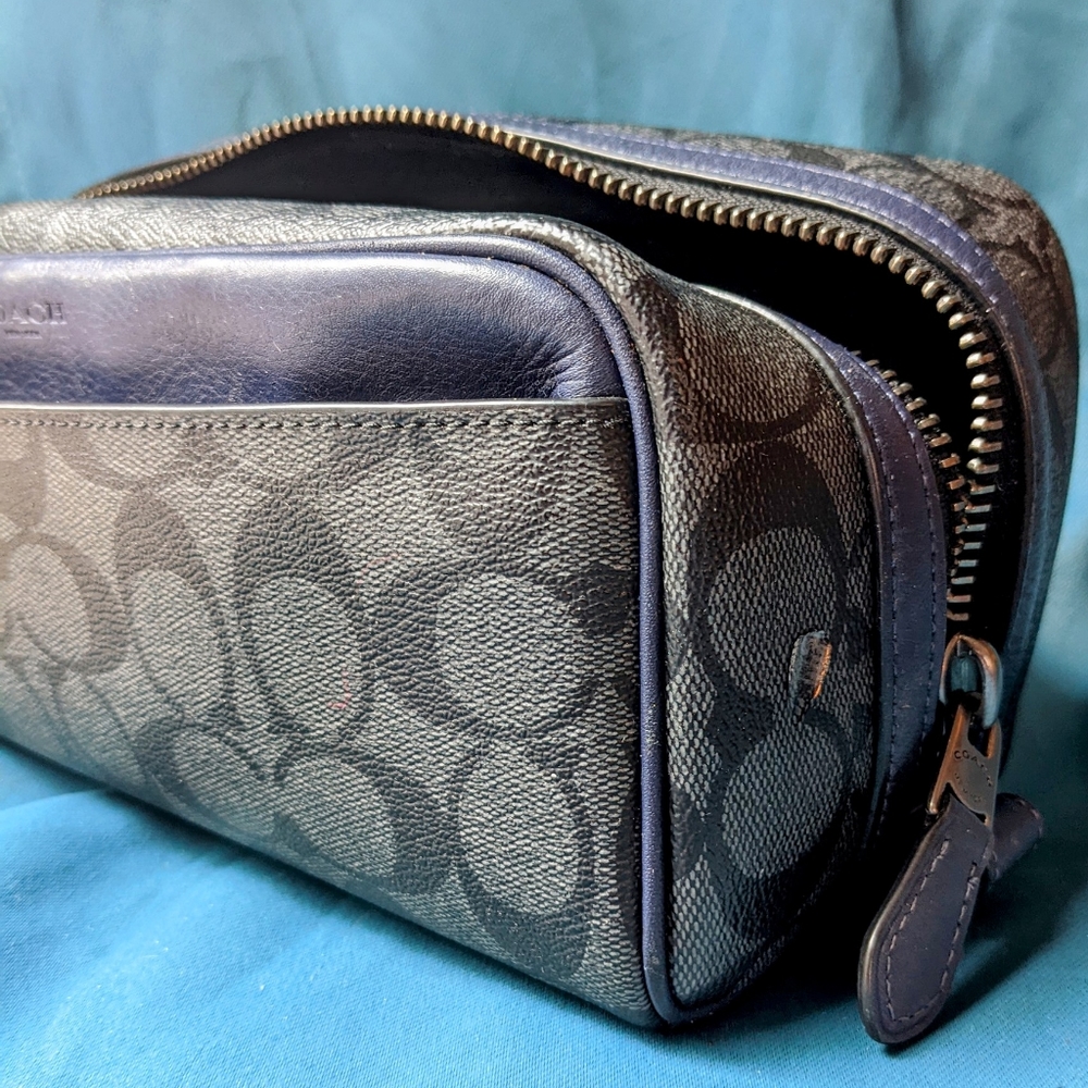 LARGE COACH TRAVEL BAG